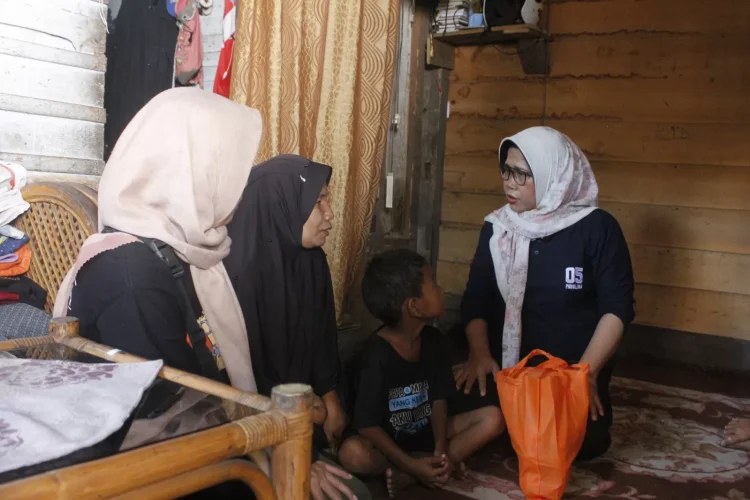 Jumat Berkah Dinsos Kota Jambi: 30 Paket Gizi Disalurkan untuk Anak Stunting di Jambi Timur