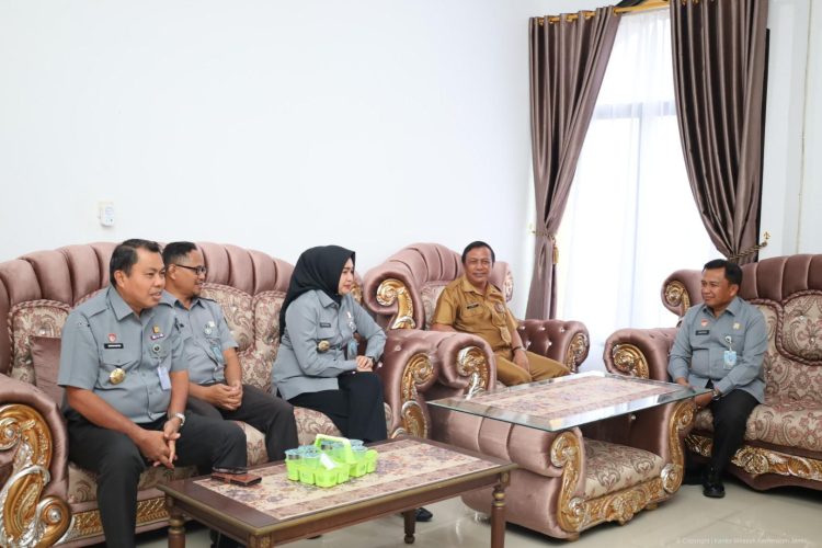 Tingkatkan Daya Saing Ekonomi Daerah, Kanwil Kemenkum Jambi Lakukan Koordinasi KI Bersama Pemkab Merangin