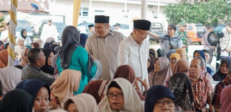 Kemas Faried Reses di Telanaipura, 400 Paket Sembako Dibagikan dan Tegaskan Komitmen DPRD Sinkronkan Program Pusat dan Daerah