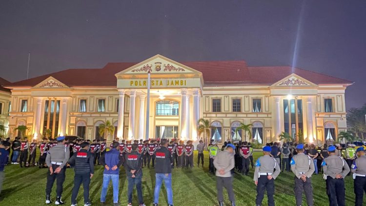 Polri Berikan Rasa Aman dan Nyaman, Polda Jambi dan Polresta Jambi Gelar Patroli KRYD Antisipasi Balap Liar dan Kriminalitas