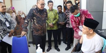 Walikota Sungai Penuh Tinjau Kesehatan 128 Jemaah Haji Sungai Penuh