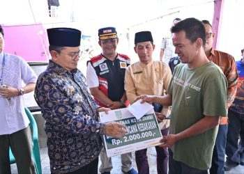 Wali Kota Jambi Maulana Serahkan Bantuan Kebakaran dan imbau Waspada Kebakaran