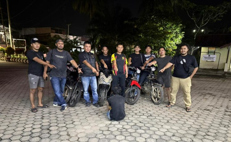 Sebuah Rumah di Telanai Ambruk Akibat Hujan Deras