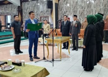 Bupati Fadhil Lantik 17 Pejabat Dinas Kesehatan dan 1 Kabag SDM Sekda Batanghari