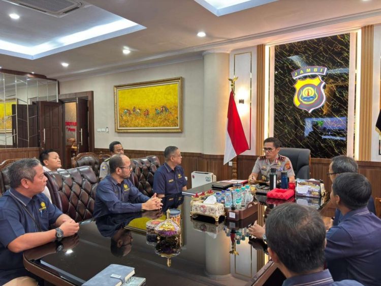 Ditusuk di Depan Mata Istri dan Anak, Polda Jambi Berikan Pendampingan Khusus Keluarga Korban