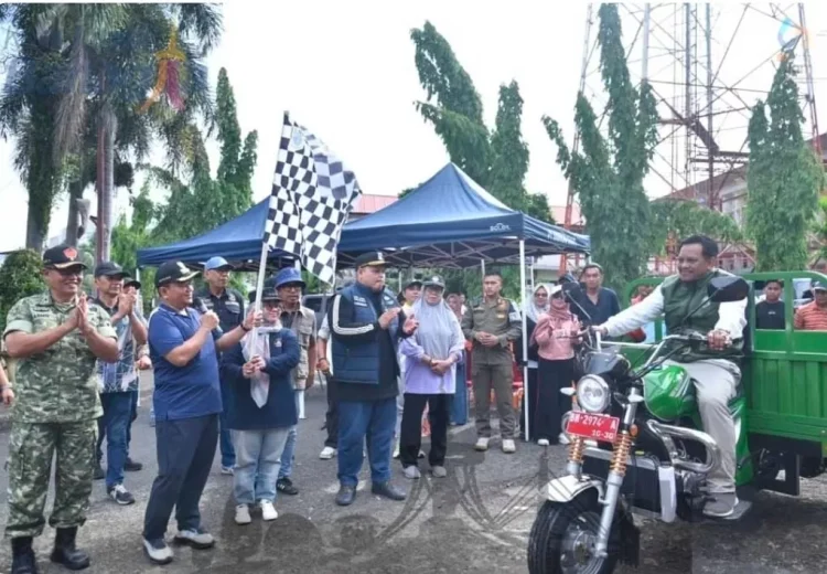 Wali Kota Maulana Tutup TPS Pinggir Jalan, Sistem Angkut Sampah Rumah ke Rumah Mulai Dijalankan