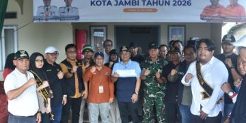 Wali Kota Jambi Launching Kampung Bahagia dan Operasional 12 Gerobak Sampah di Kebun Handil