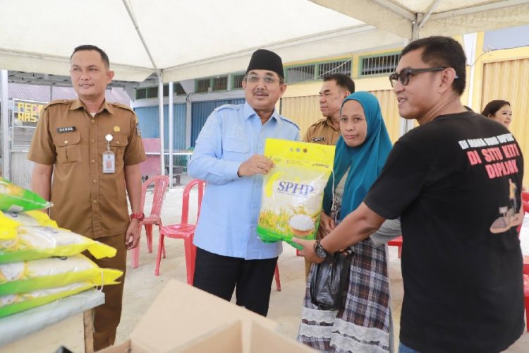 Jelang Idul Adha 1447 H, Bupati Anwar Sadat Gelar Pasar Murah di Kuala Tungkal