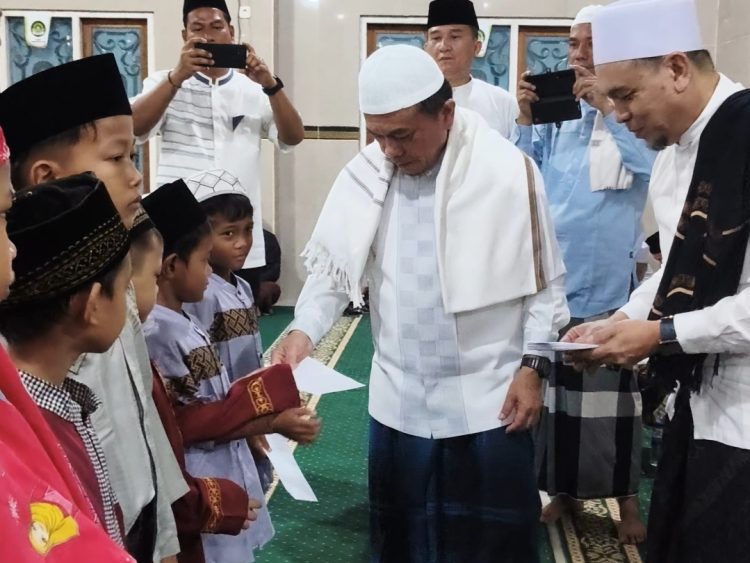 Gubernur Jambi Gelar Safari Subuh di Masjid Hidayatullah