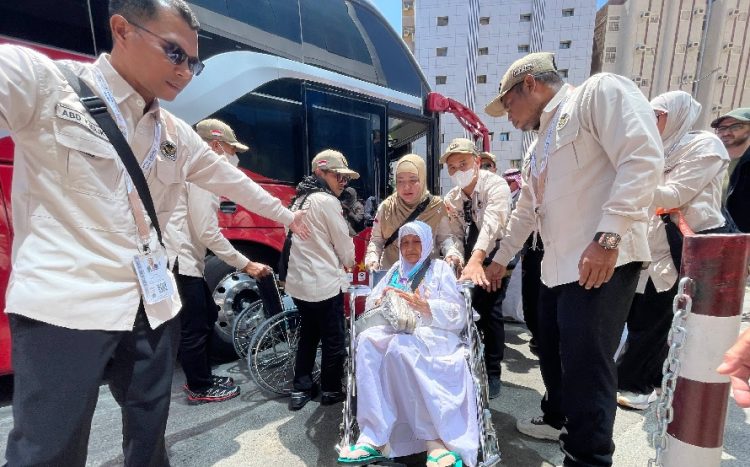Gubernur Jambi Gelar Safari Subuh di Masjid Hidayatullah