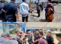 Anggota DPRD Tanjab Barat Tumirin Dampingi Syarif Fasha Berikan Bantuan Kebakaran di Teluk Nilau