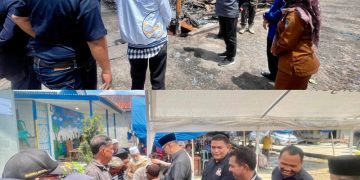 Anggota DPRD Tanjab Barat Tumirin Dampingi Syarif Fasha Berikan Bantuan Kebakaran di Teluk Nilau