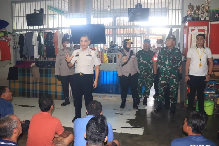 Kalapas Jambi Tegas Bantah Isu Napi Bebas Keluar Masuk