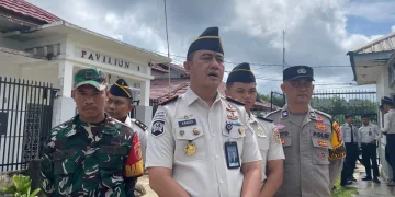 Jumat Berkah di Samsat Kota Jambi, Bagikan Makanan Gratis untuk Wajib Pajak