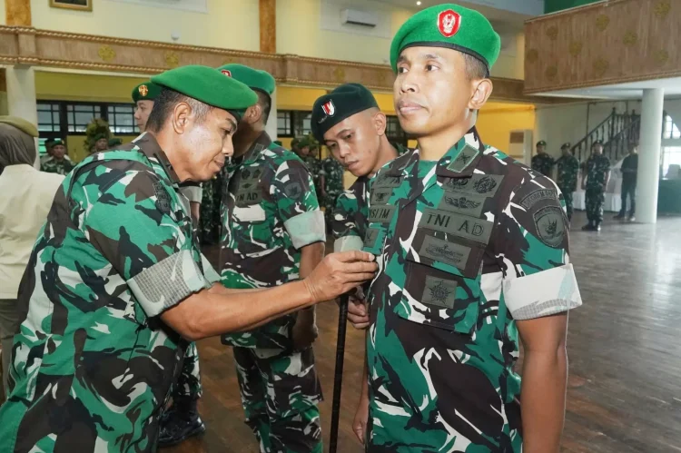 Danrem 042/Gapu Tekankan Profesionalisme, Pimpin Penyerahan Jabatan Kasrem dan Sertijab Kasipers