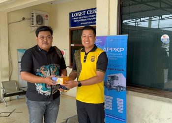 Ditlantas Polda Jambi Berbagi Makanan Gratis di Hari Jum’at Kepada Masyarakat