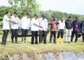 Bupati Muaro Jambi, Dr. Bambang Bayu Suseno.SP. MM.MSI.melakukan kunjungan kerja ke Kantor Balai Perikanan Budidaya Air Tawar