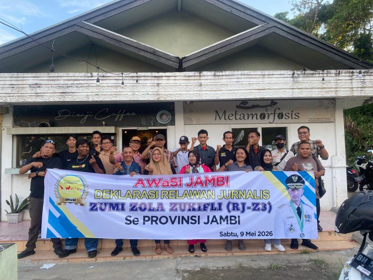 Awasi Jambi Gelar Deklarasi Relawan Jurnalis RJ-Z3 untuk Zumi Zola Zulkifli