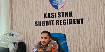 Kepala Seksi STNK Subditregident Ditlantas Polda Jambi AKP Hadi Siswanto SIK MH,ia menghimbau wajib pajak tidak mempercayai jasa calo dalam pengurusan pajak