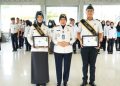 Kalapas Perempuan Kelas IIB Jambi Meita Eriza Menggelar Pemberian Penghargaan Kepada Pegawai Teladan Periode Bulan Mei