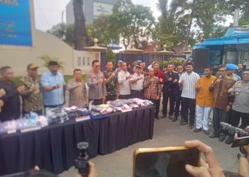 Kapolda Jambi Irjen Pol. Krisno H. Siregar Memimpin Langsung Kegiatan Pemusnahan Barang Bukti Narkotika