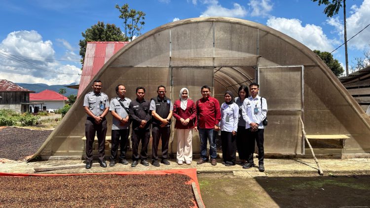 Jaga Reputasi Produk Unggulan Daerah, Kanwil Kemenkum Jambi Laksanakan Pengawasan IG Kopi Sumatera Merangin