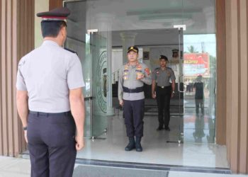 Kapolres Batang Hari Pimpin Upacara Kenaikan Pangkat Pengabdian, Apresiasi Dedikasi Personel