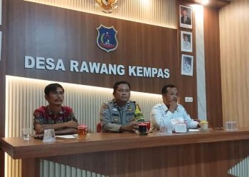Bhabinkamtibmas Polsek Tungkal Ulu Mediasi Permohonan Pembangunan Jembatan di Rawang Kempas, Tercipta Kesepakatan Awal