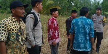 Bhabinkamtibmas Polsek Betara Laksanakan Patroli dan Sosialisasi Antisipasi Karhutla di Tanjung Pasir