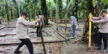 Polsek Muara Sabak Timur Bergerak Cepat Berantas Dugaan Arena Sabung Ayam di Tanjab Timur
