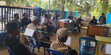 Polsek Muko Muko Bathin VII Kawal Ketat Pemilihan BPD Dusun Suka Jaya Berjalan Aman dan Kondusif
