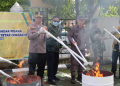 Perkuat Komitmen Penegakan Hukum, Kapolres Bungo Hadir Dalam Pemusnahan Barang Bukti Tindak Pidana di Kejaksaan Negeri Bungo