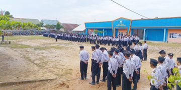 Jauhi Narkoba dan Judi Online, Pesan Sat Binmas Polres Muaro Jambi kepada Pelajar SMKN 9