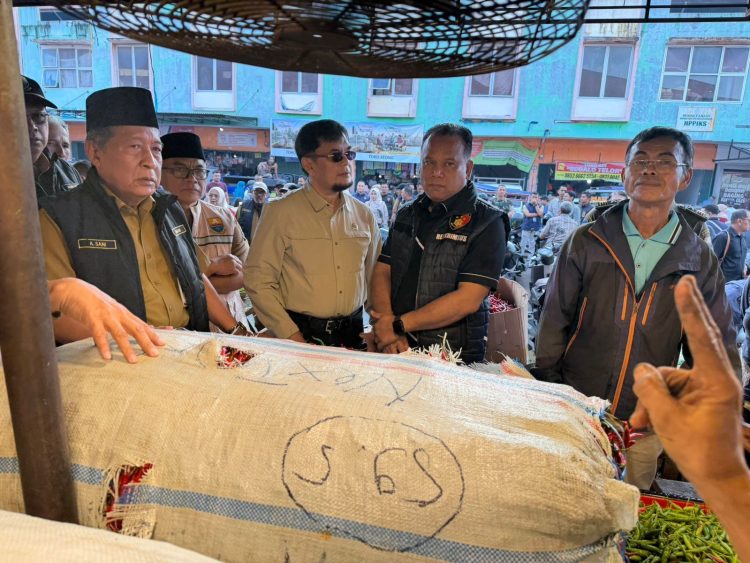 Satgas Pangan dan TPID Sidak Pasar Angso Duo, Pastikan Harga Sembako Stabil Jelang Idul Adha 1447 H