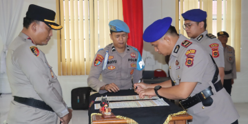 Rotasi Jabatan di Polres Tanjab Barat, Kapolres Pimpin Sertijab Kasat Polairud dan Pelantikan Kapolsek Pengabuan