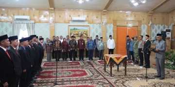 Bupati Sarolangun Lantik dan Ambil Sumpah Jabatan 9 Pejabat