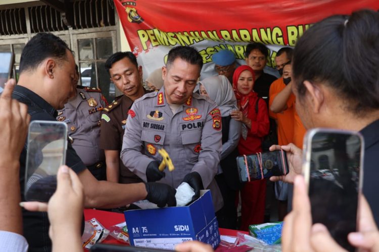 Polresta Jambi Musnahkan 2,4 Kg Sabu dan 5.131 Pil Ekstasi, 52 Tersangka Diciduk