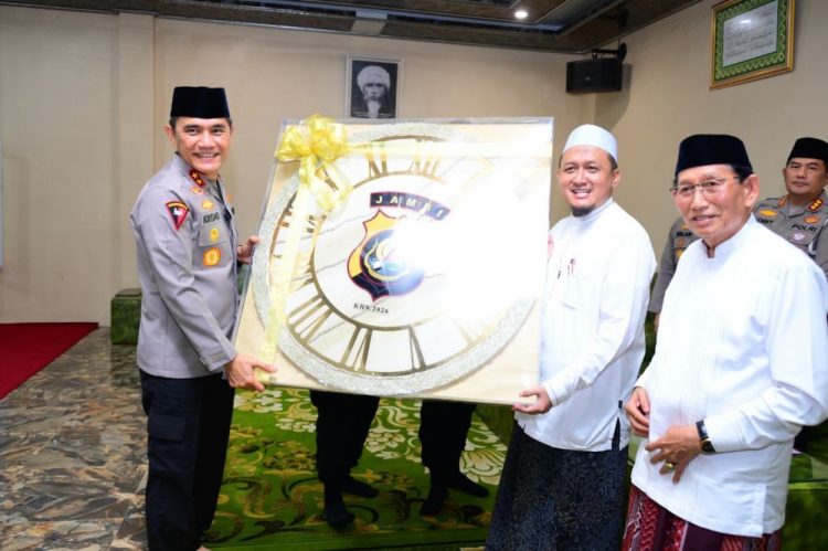 Walikota Maulana Lepas Satgas Bahagia Wilayah Kecamatan se-Kota Jambi