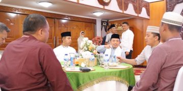 Gelar Sholat Ied di Masjid Agung Al-Falah, Gubernur Al Haris: Idul Adha Momentum Menumbuhkan Semangat Pengorbanan dan Kasih Sayang