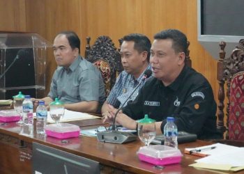 Sengketa Lahan Belum Tuntas, Pemkab Tanjab Barat Berhasil Satukan Warga dan PT WKS di Meja Musyawarah