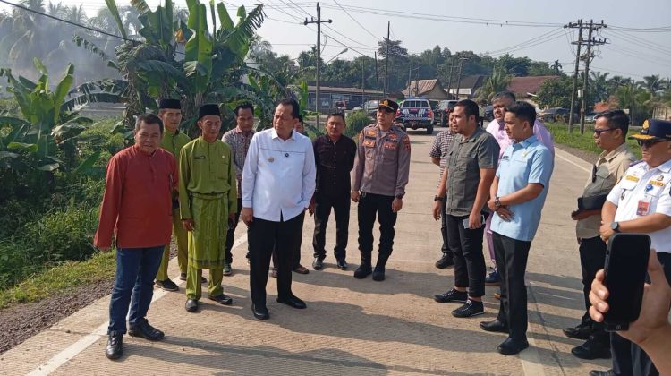 Disdik Provinsi Jambi Ikut Berbagi Sarapan Gratis Rabu Berkah