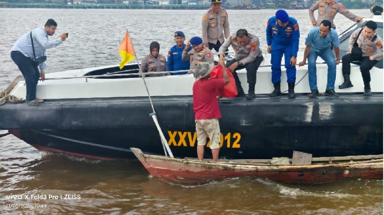 Disdik Provinsi Jambi Ikut Berbagi Sarapan Gratis Rabu Berkah