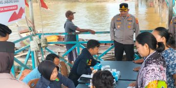 Polres Tanjab Barat Berikan Layanan Kesehatan Gratis ke 197 Masyarakat Pesisir