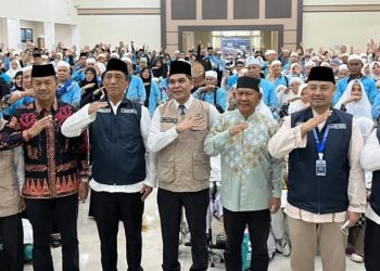 Wabup H A Khafidh Sambut Jamaah Haji Merangin di Jambi