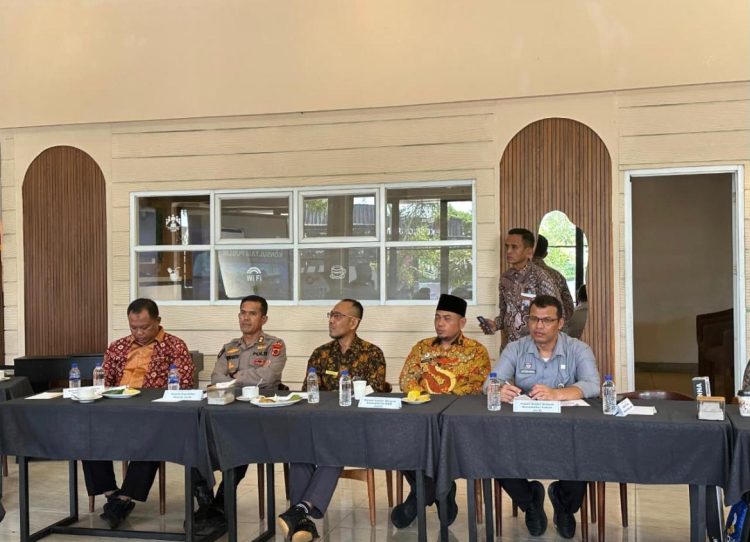 Kanwil Kemenkum Jambi Ikuti FKP Standar Pelayanan TVRI Jambi