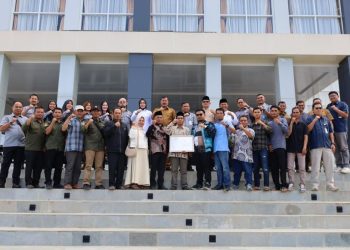 Kanwil Kemenkum Jambi Serahkan Sertifikat Indikasi Geografis Beras Payo Kerinci