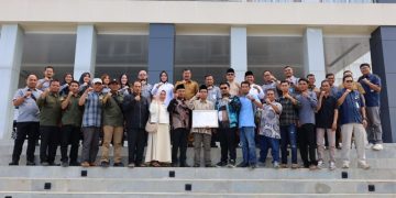 Kanwil Kemenkum Jambi Serahkan Sertifikat Indikasi Geografis Beras Payo Kerinci