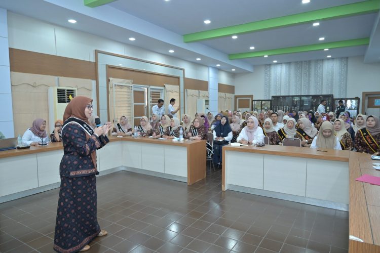 Disdik Provinsi Jambi Ikut Berbagi Sarapan Gratis Rabu Berkah