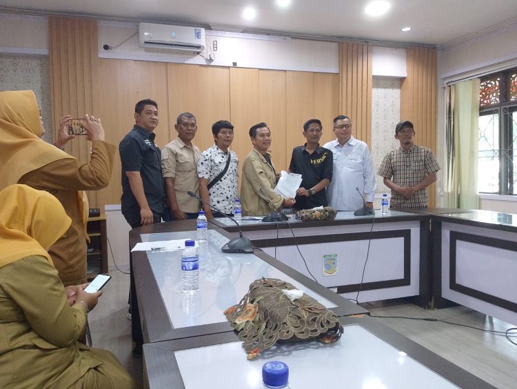 DPRD Kota Jambi Gerak Cepat Usai LSM GERAM Jambi Sampaikan Aspirasi Soal Kisruh Sampah