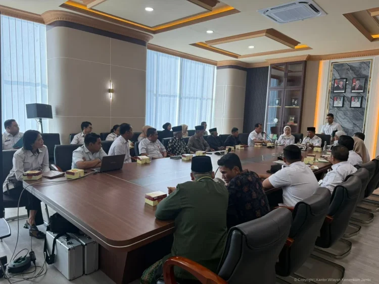 Kanwil Kemenkum Jambi Dukung Pengembangan Kampung Batik Ulu Gedong Melalui FGD Pemkot Jambi